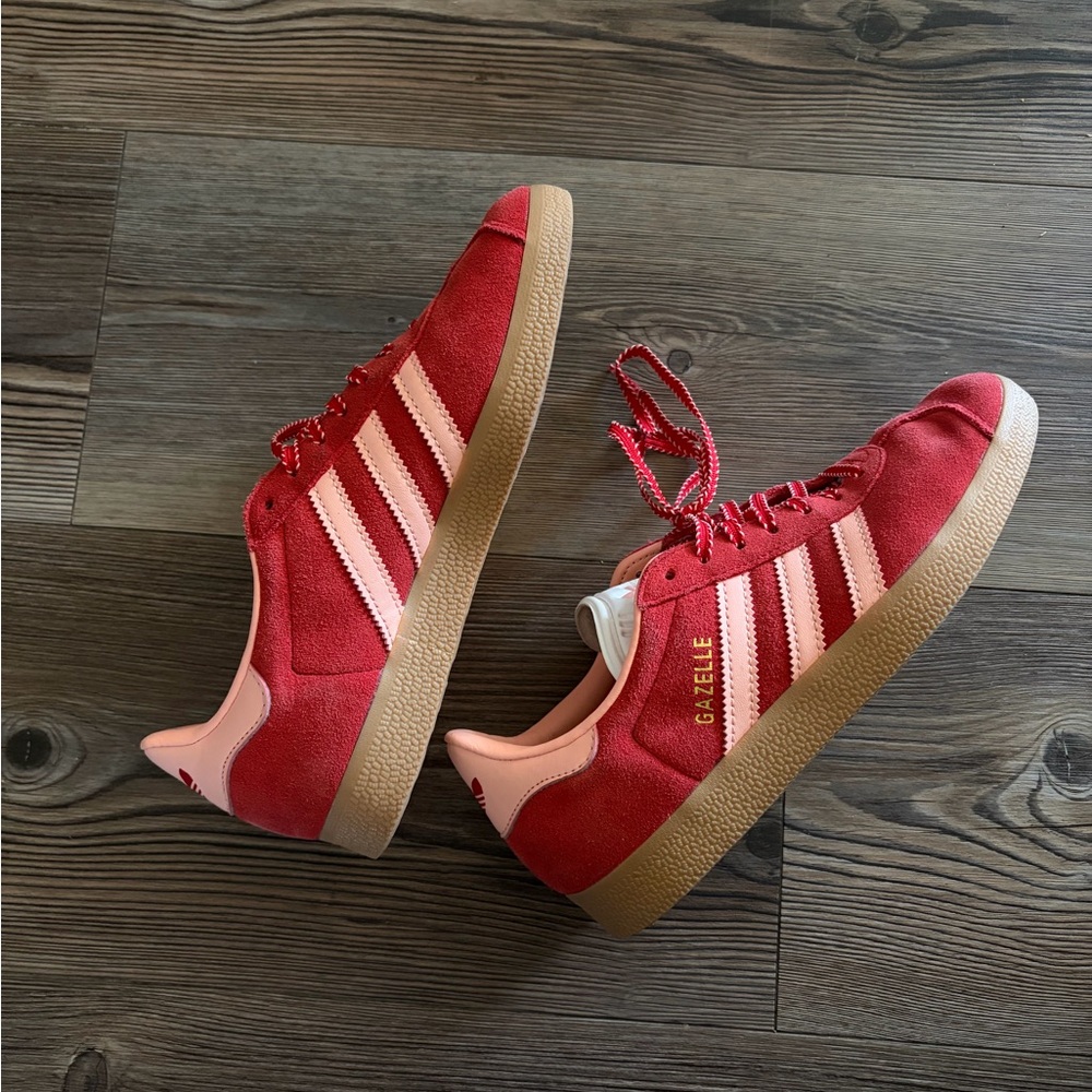 adidas Originals Gazelle sneakers in red and pink - Picture 6 of 11